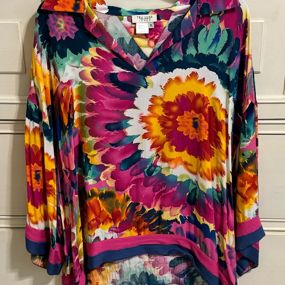 Women's Floral Top - Multicolor